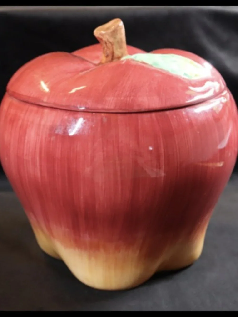 Asia Master Group Large Apple Ceramic Cookie Jar 9” Red Yellow Kitchen